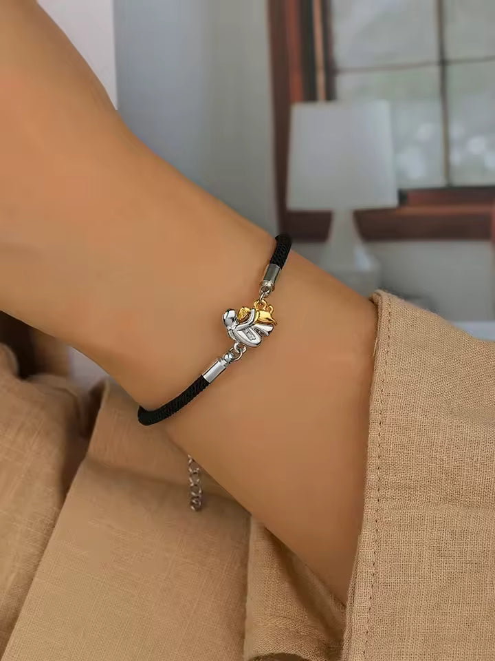 James & Claire | Dog Embrace Bracelet